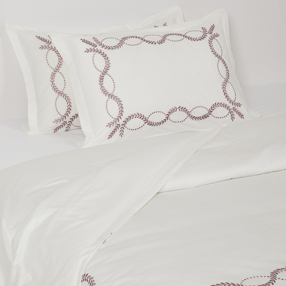 Crew 3-Piece Embroidered Super King-Sized Duvet Cover Set, Berry, 205TC - 260x240cm