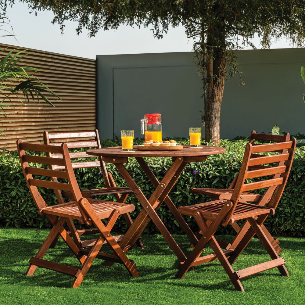 Boeta Wooden 4-Seater Outdoor Dining Set with 4 Chairs