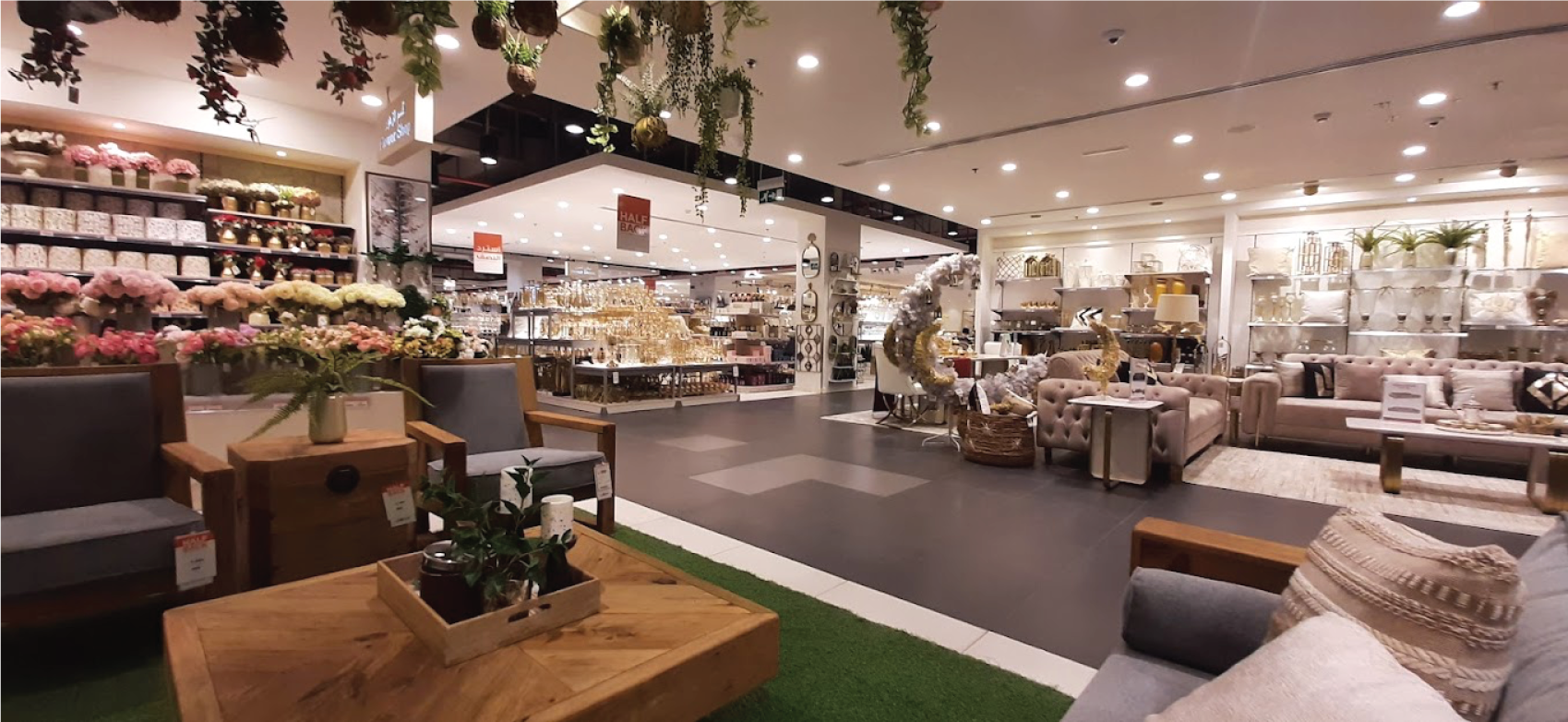 Mina Center, Abu Dhabi